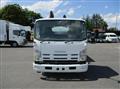 2010 Isuzu Elf Truck