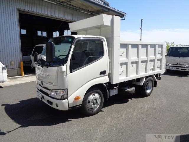 2024 Toyota Dyna Truck