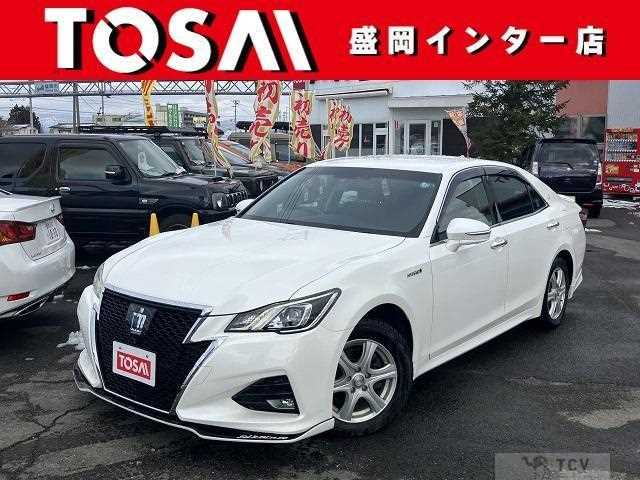 2015 Toyota Crown Hybrid