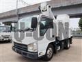 2013 Isuzu Elf Truck