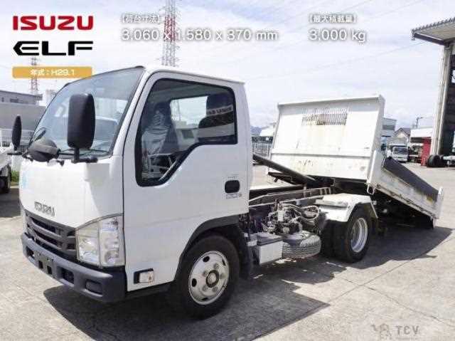 2017 Isuzu Elf Truck