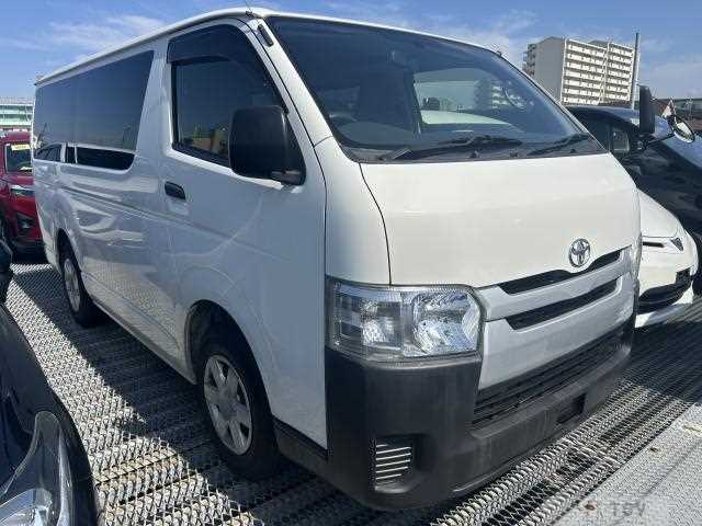 2015 Toyota Regiusace Van