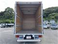 2013 Isuzu Elf Truck
