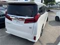2022 Toyota Alphard Hybrid