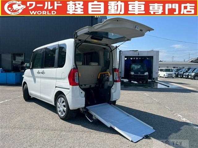 2016 Daihatsu Tanto