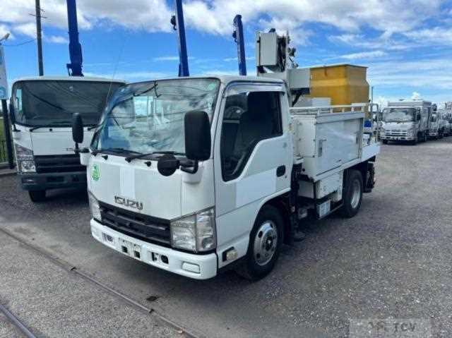 2014 Isuzu Elf Truck