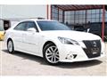 2013 Toyota Crown Hybrid