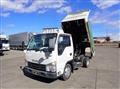 2015 Isuzu Elf Truck