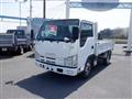 2012 Isuzu Elf Truck