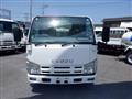 2013 Isuzu Elf Truck