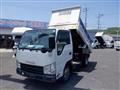 2013 Isuzu Elf Truck