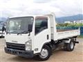 2010 Isuzu Elf Truck