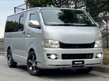 2010 Toyota Hiace Van