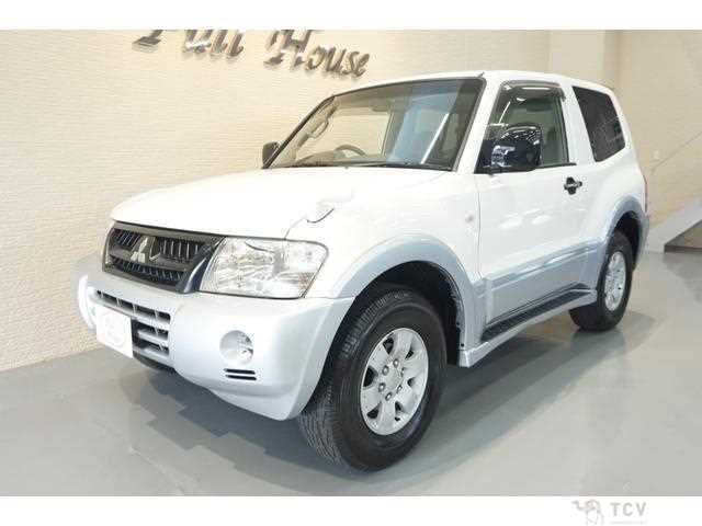 2004 Mitsubishi Pajero