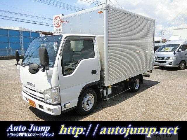 2013 Isuzu Elf Truck