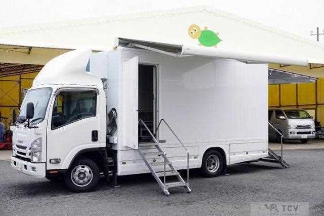 2018 Isuzu Elf Truck