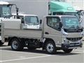 2025 Mitsubishi Fuso Canter