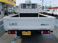 2018 Isuzu Elf Truck