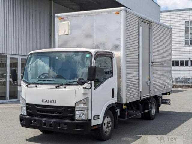 2018 Isuzu Elf Truck