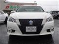 2013 Toyota Crown Hybrid