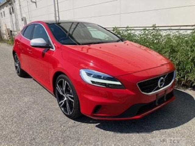 2018 Volvo V40