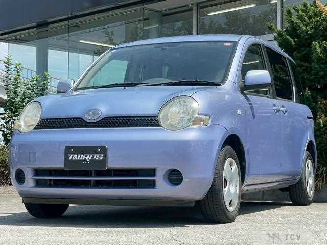 2004 Toyota Sienta