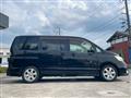 2009 Nissan Serena