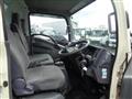 2014 Isuzu Elf Truck