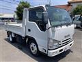 2016 Isuzu Elf Truck