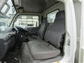 2005 Isuzu Elf Truck