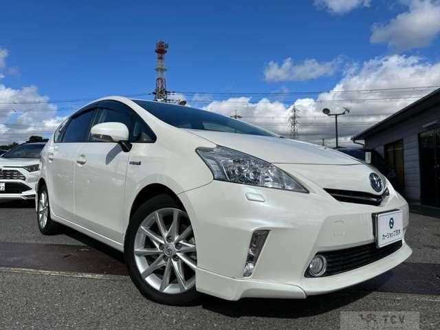 2011 Toyota PRIUS α