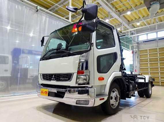 2025 Mitsubishi Fuso Fighter