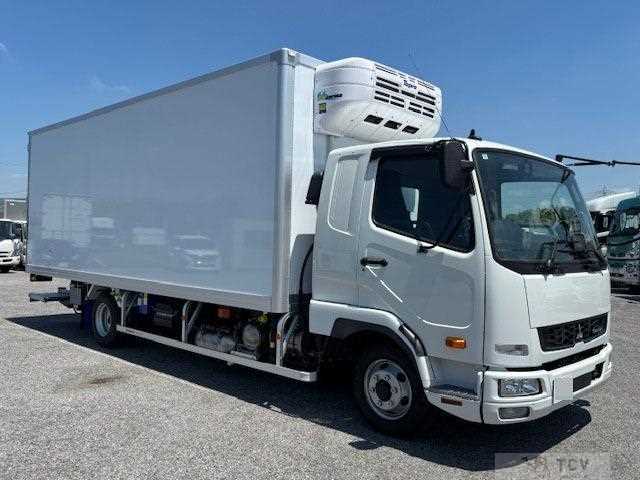2025 Mitsubishi Fuso Fighter