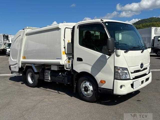 2024 Hino Dutro
