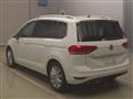 2019 Volkswagen Golf Touran