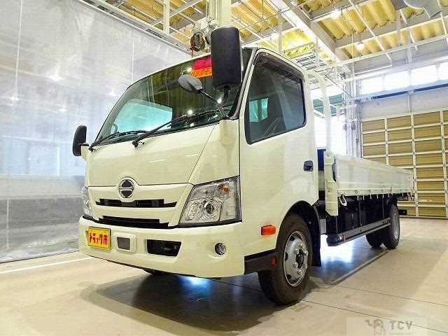 2023 Hino Dutro