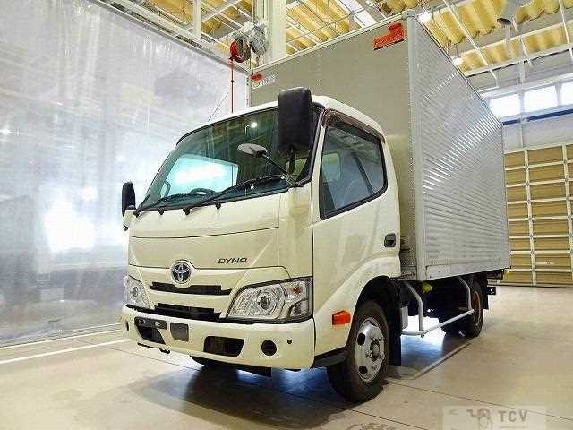 2022 Toyota Dyna Truck