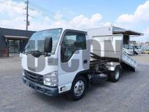 2017 Isuzu Elf Truck