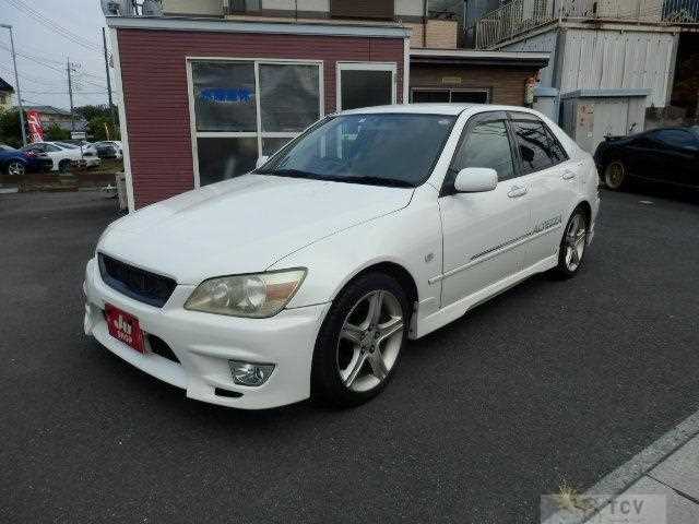 2000 Toyota Altezza