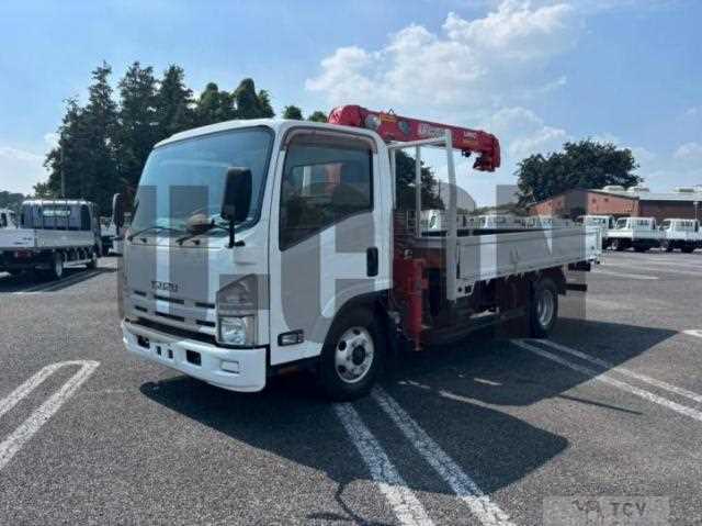 2013 Isuzu Elf Truck