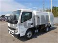 2025 Mitsubishi Fuso Canter