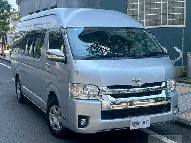2005 Toyota Hiace Van