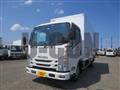 2020 Isuzu Elf Truck