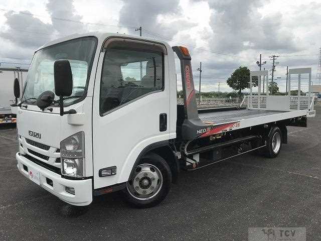 2017 Isuzu Elf Truck