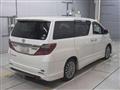 2013 Toyota Alphard G