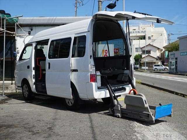 2010 Nissan Caravan Bus
