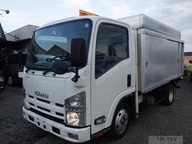 2011 Isuzu Elf Truck