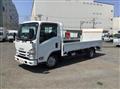 2020 Isuzu Elf Truck