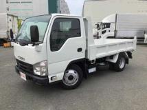 2020 Isuzu Elf Truck