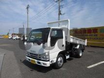2025 Isuzu Elf Truck